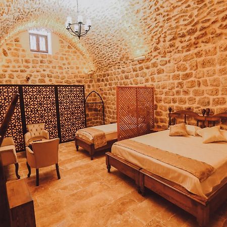 Hanedan Konagi Butik Otel Deluxe King Triple Room Anka Mardin Dış mekan fotoğraf